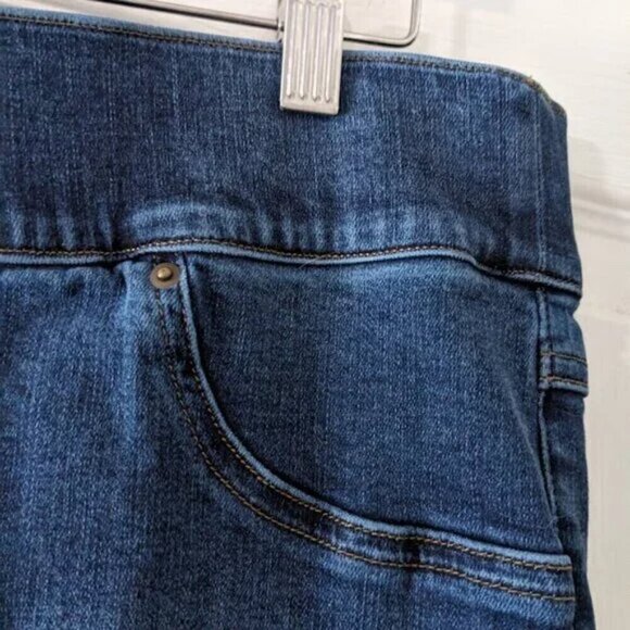 SPANX | Distressed Denim Leggings - Picture 11 of 14